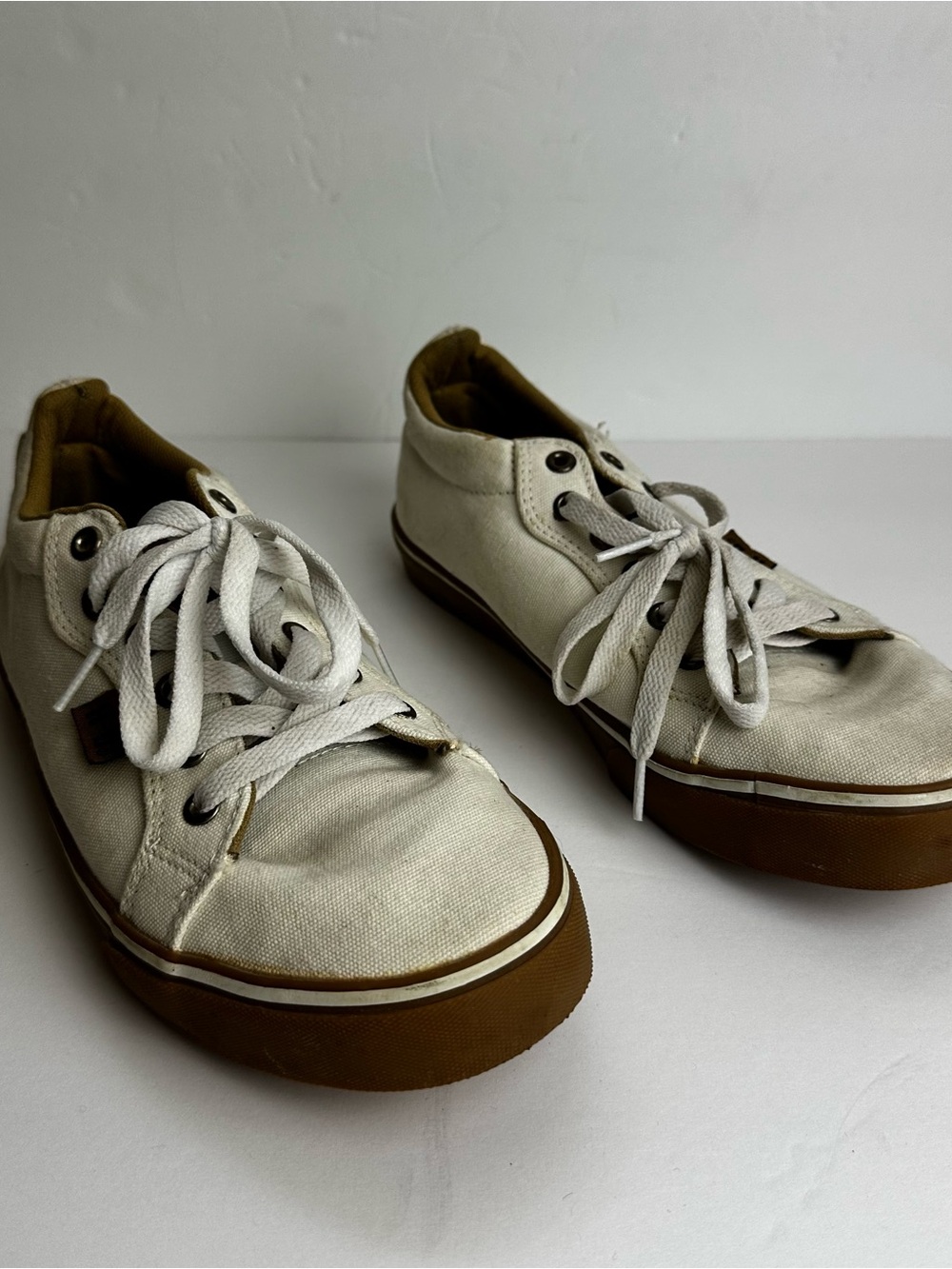 Harley Davidson Torland Sneakers Women's Size 8.5 EU 39.5 Shoes White Canvas